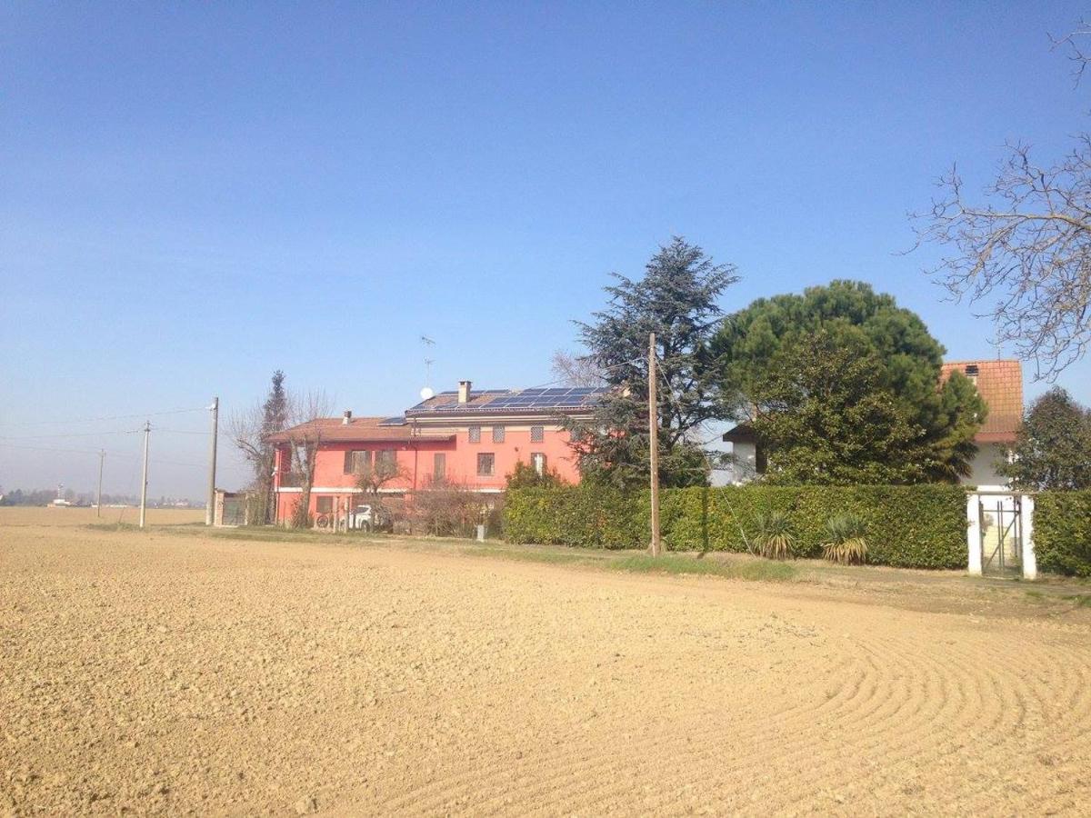 Agriturismo E Az. Agricola Ma.Mi Sale Eksteriør bilde